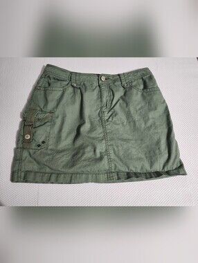 Faded Glory army green cargo skort features a utility style with prominent side